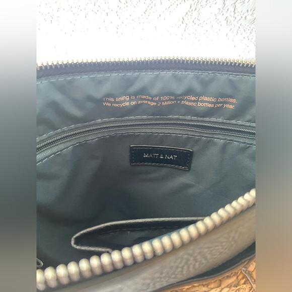 Matt & Nat Cork Vegan Handbag Shoulderbag - Picture 6 of 6